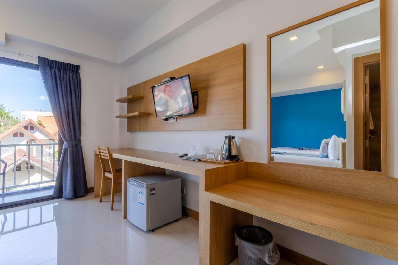 Zweibettzimmer mit Balkon