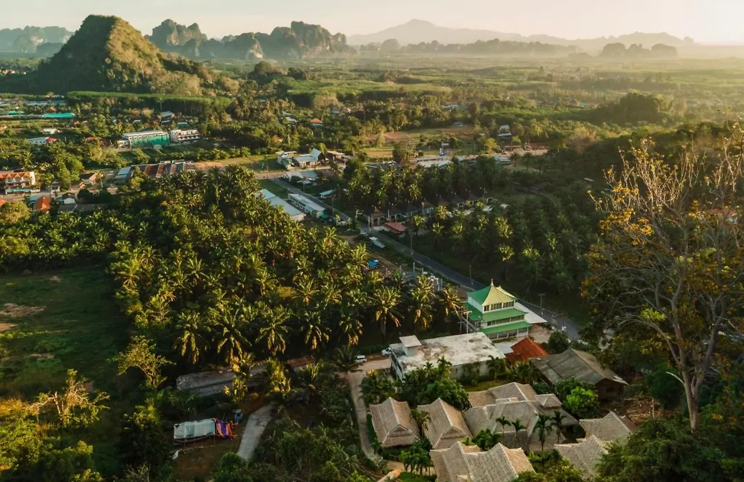 Baan Phuvara Retreat - Romantic Jacuzzi Mountain View Villas-1